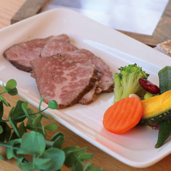 国産牛の贅沢ローストビーフ